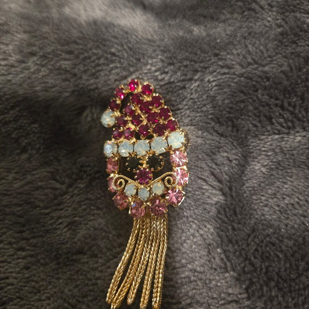 vintage hobe' Santa brooch